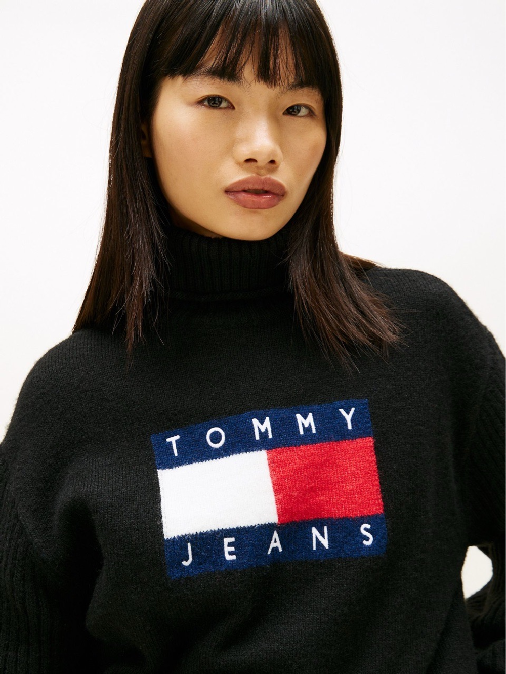 Свитер Tommy Jeans Flag Logo Turtleneck Sweater Black