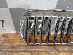 Решетка радиатора правая BMW 5-Series (G30) 16-20 Б/У Оригинал 51137383520