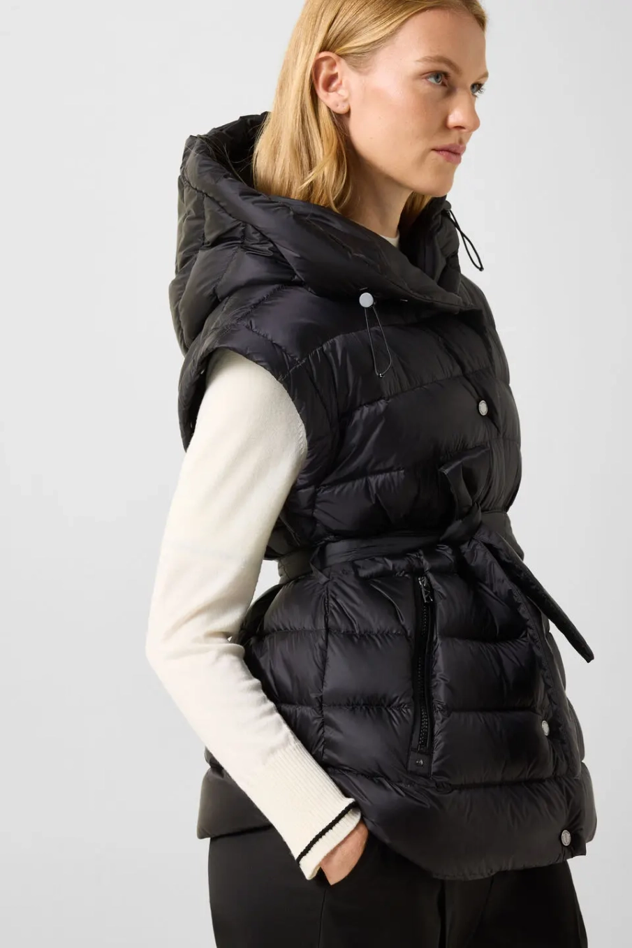 Куртка BOGNER MINNIE-D в черном цвете