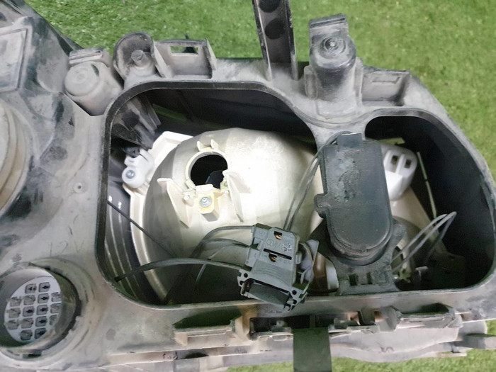 Фара левая Land-Rover Freelander 2 (2006-2012) галоген