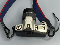 Canon EOS 300 + 28-80mm