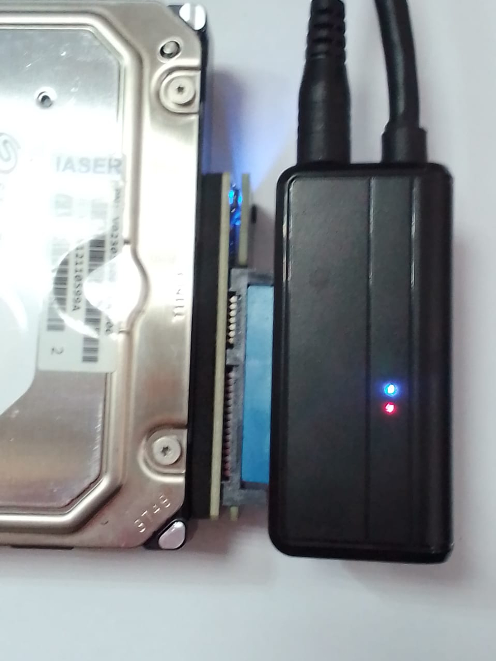 SAS-SATA переходник - адаптер с контроллером для HDD