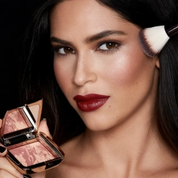 Hourglass Ambient Lighting Blush Collection - At Night