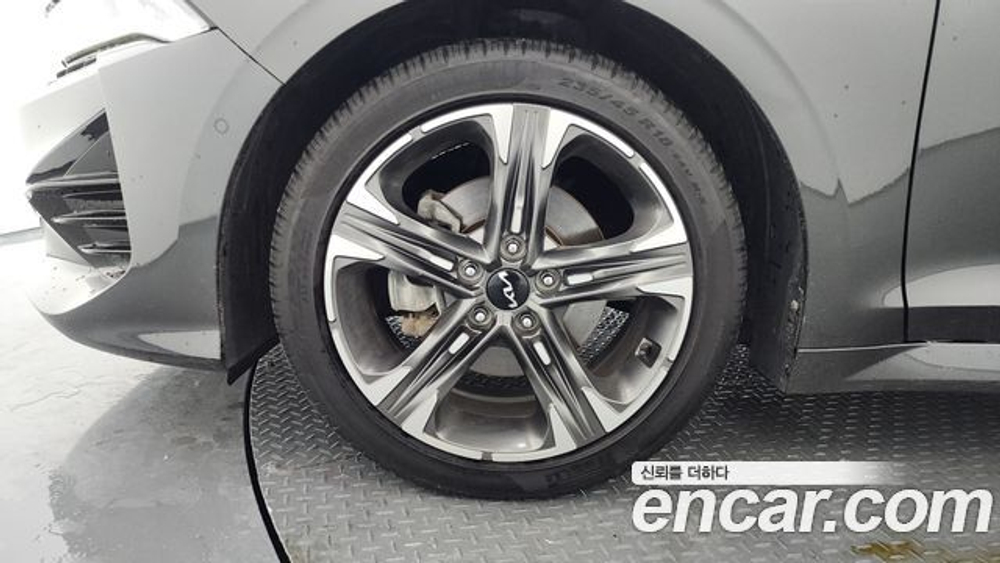 KIA K5 2.0 — 2023