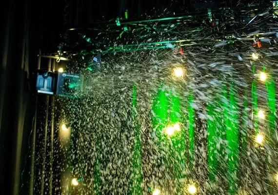 ADJ Entour SNOW генератор снега, 1250Вт