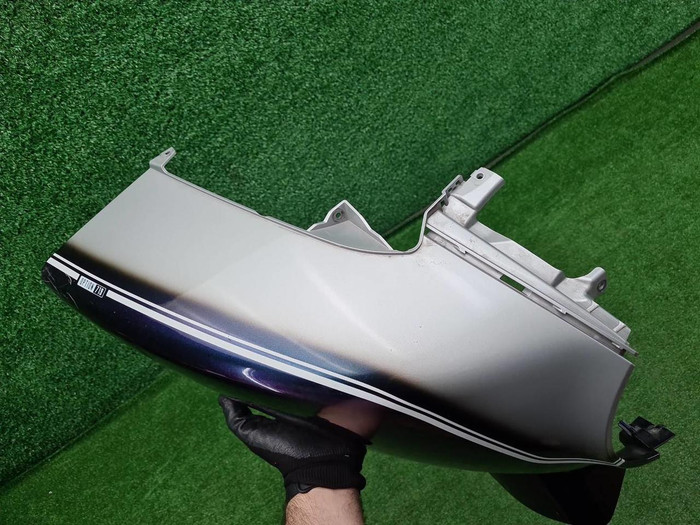 Накладка передняя правая BMW R18B (2021-н.в.)