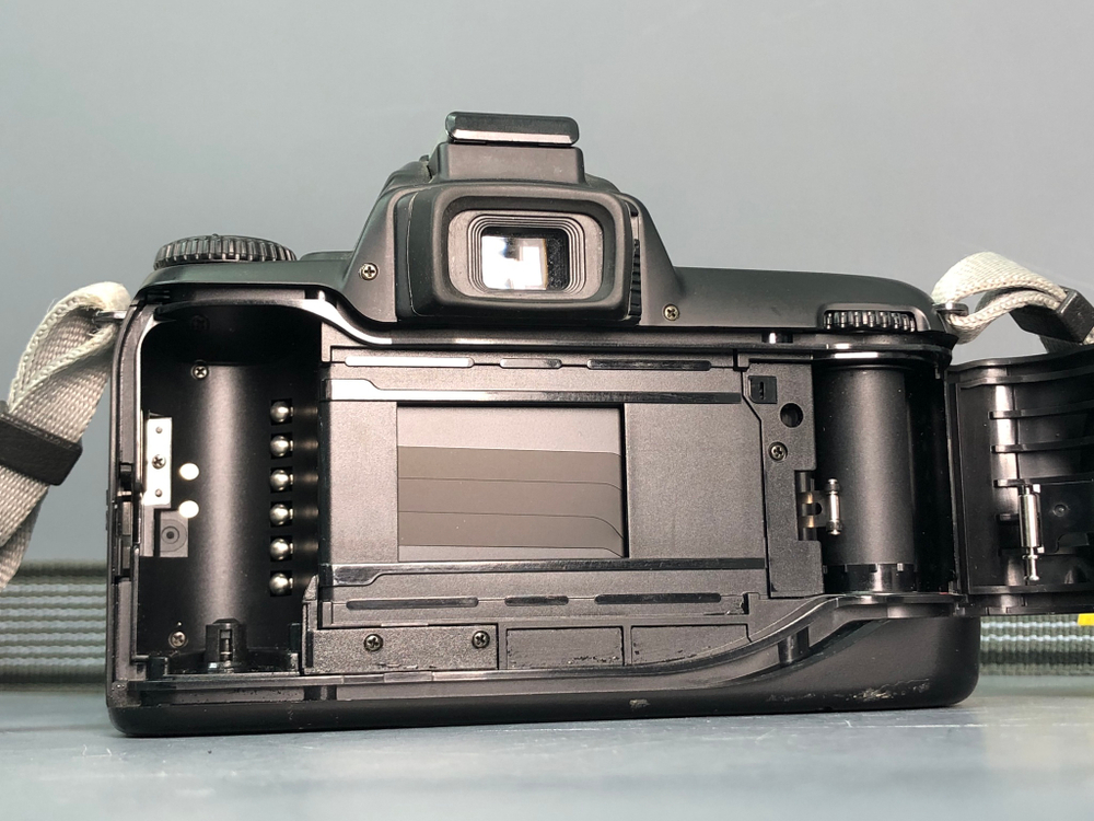 Nikon F65