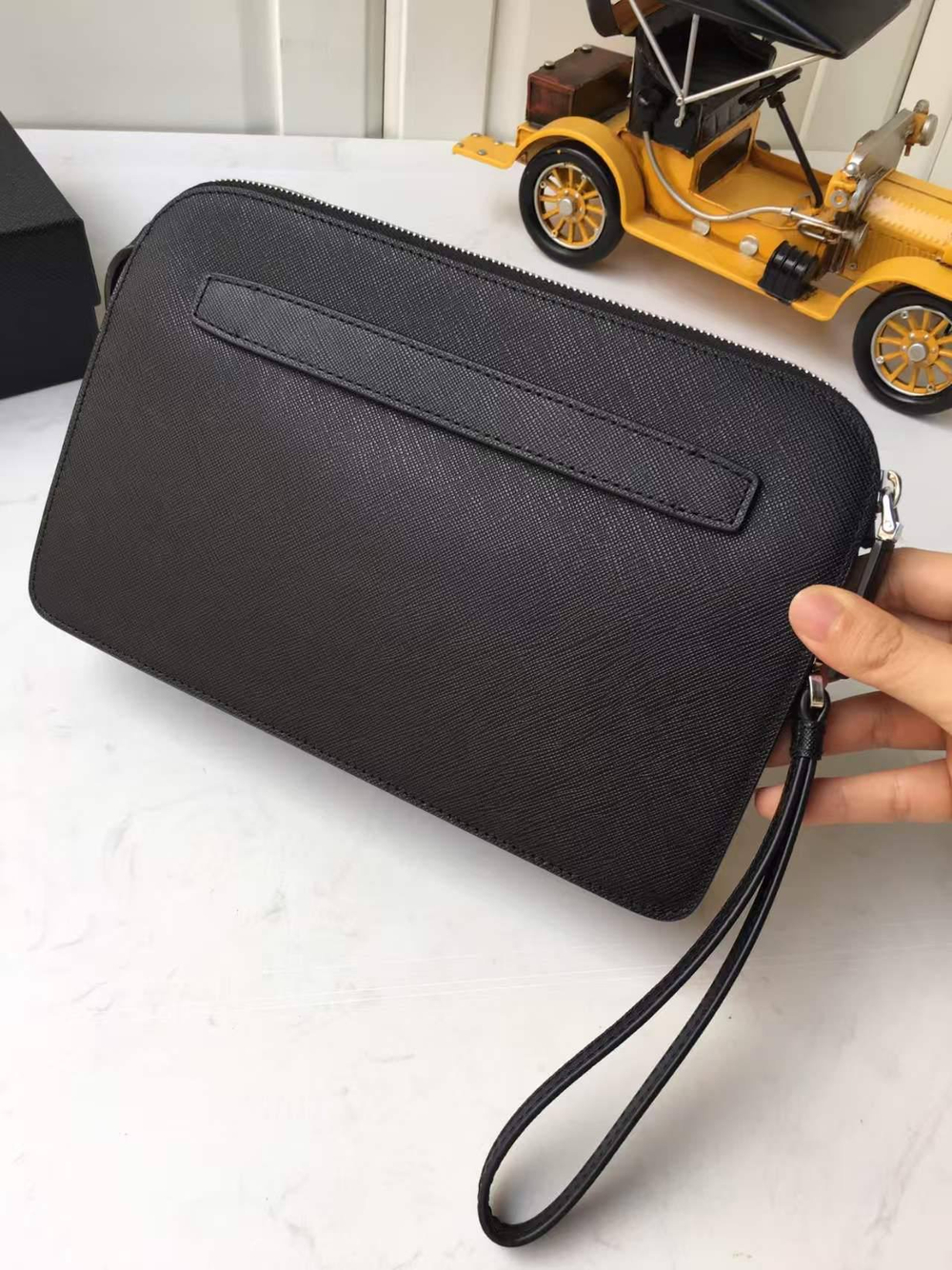 Клатч Prada