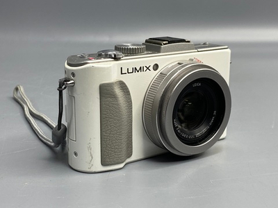 Panasonic Lumix DMC-LX5