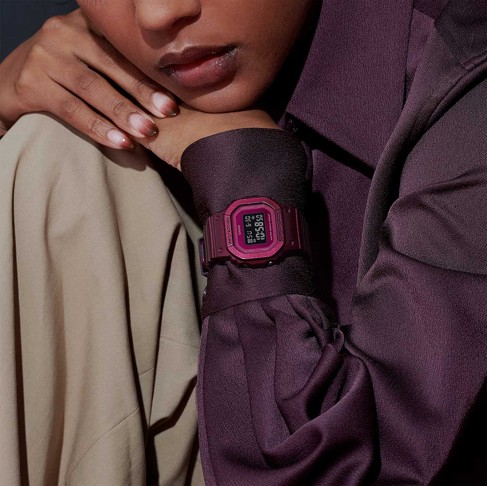 Часы Casio GMD-S5600RB-4
