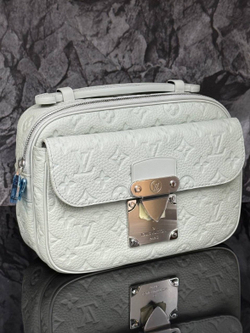Сумка через плечо Louis Vuitton S-Lock