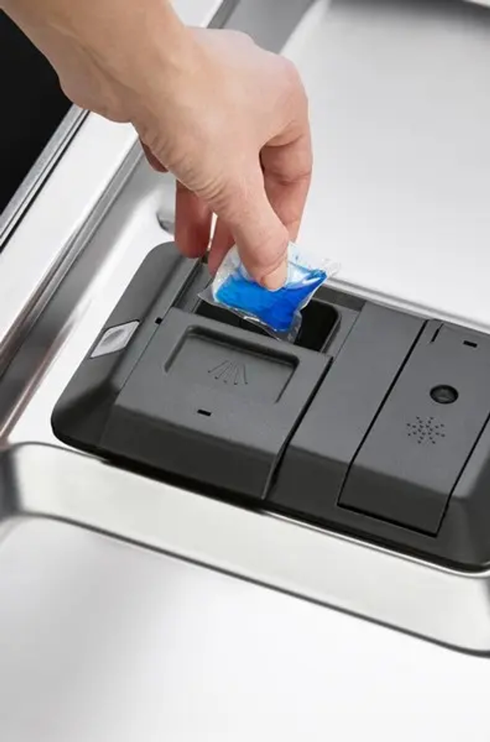 Встраиваемая посудомоечная машина Electrolux EEC987300L