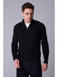 Свитер