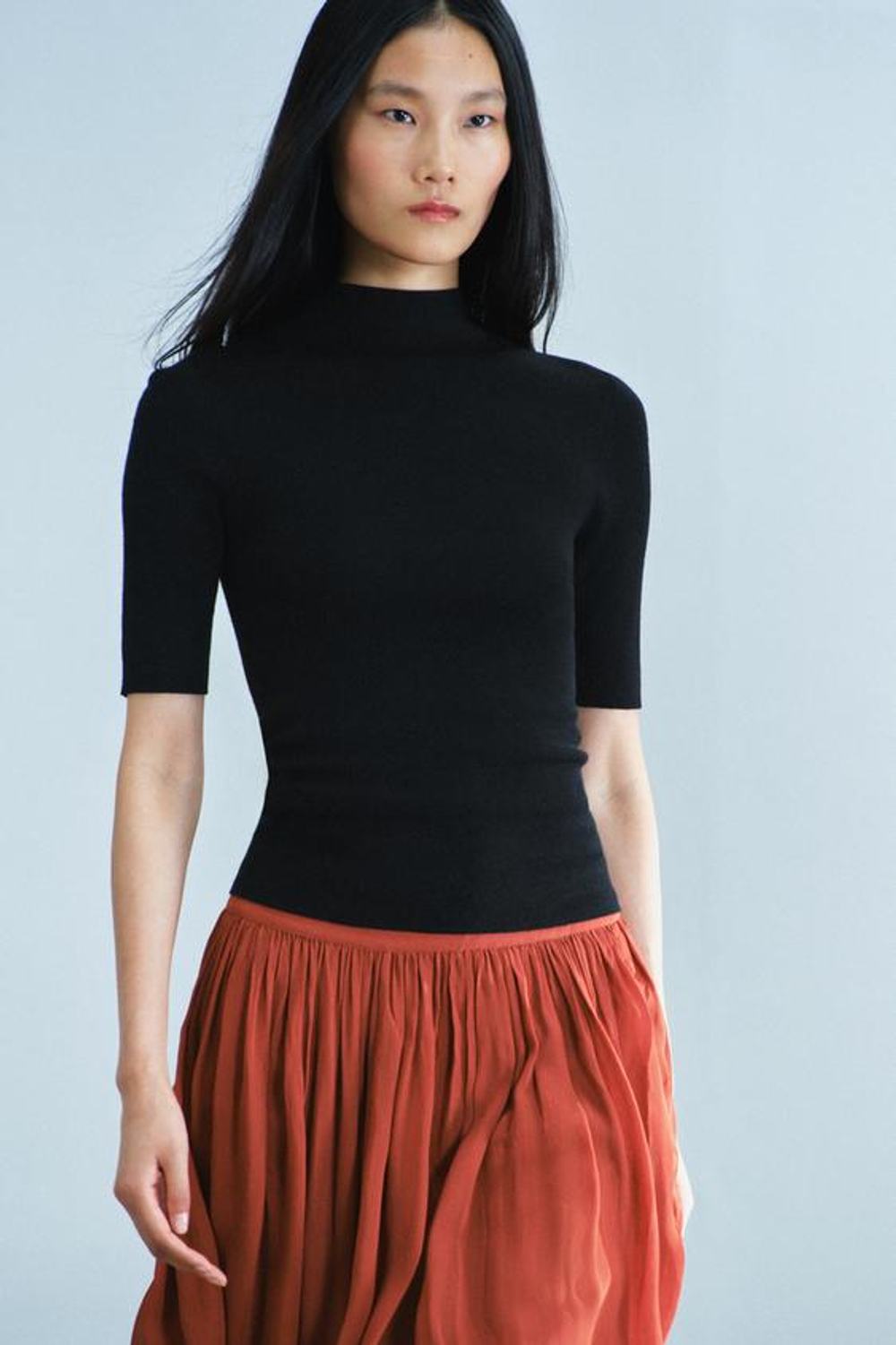 ZARA ТОП ИЗ 100% ТОНЧАЙШЕЙ ШЕРСТИ С КОРОТКИМИ РУКАВАМИ, ЧЕРНЫЙ
