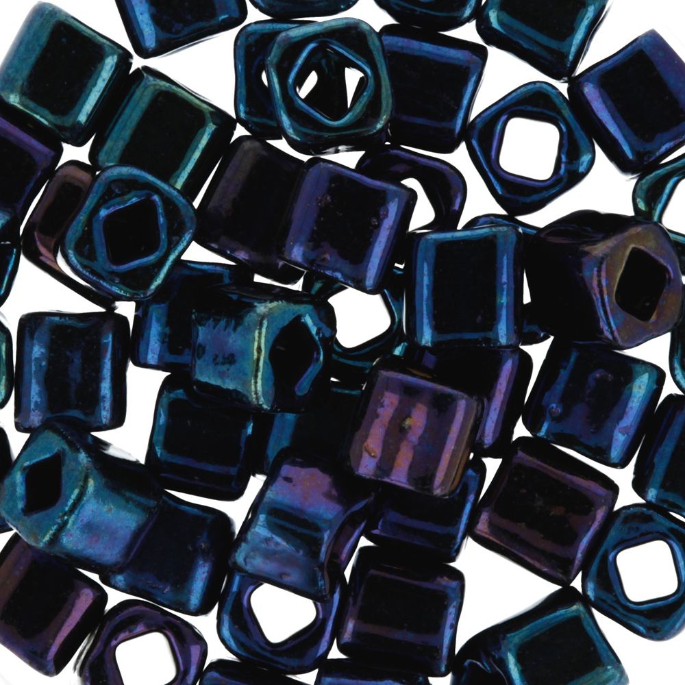 Бисер Toho Cube 4 мм, 25 г (5х5 г), 0082 синий Бисер Toho Cube 4 мм, 25 г (5х5 г), 0082 синий