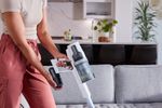 Пылесос беспроводной вертикальный аккумуляторный Greenworks 24В GD24SVK4D, Арт.4701107UB с АКБ 4 А*ч и ЗУ