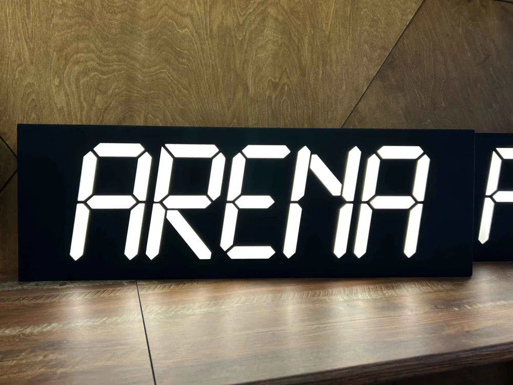 Вывеска для «Арены Pixel battle»