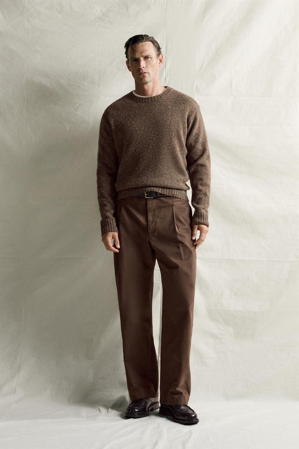 ZARA БРЮКИ RELAXED FIT СО СКЛАДКАМИ, ШОКОЛАДНЫЙ