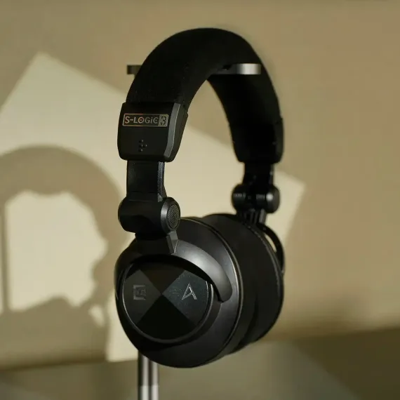 Astell&amp;Kern Virtuoso Black