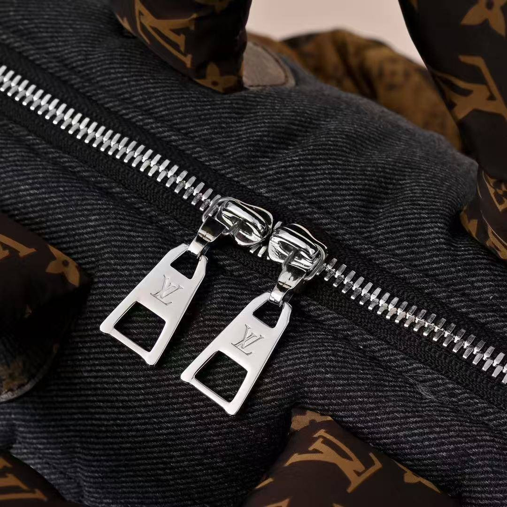 Сумка Louis Vuitton