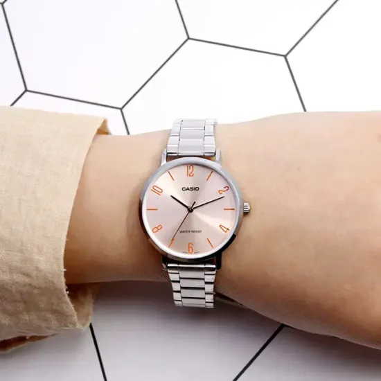 Наручные часы Casio LTP-VT01D-4B2