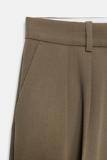 БРЮКИ ПРЯМОГО КРОЯ С ЗАЩИПАМИ — ZARA