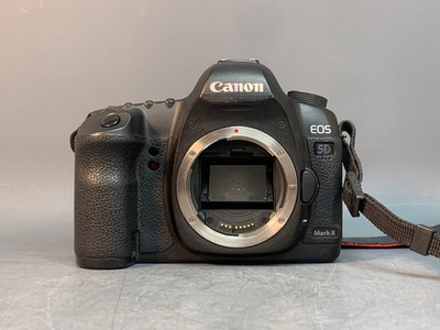 Canon EOS 5D Mark II 429.043 кадров