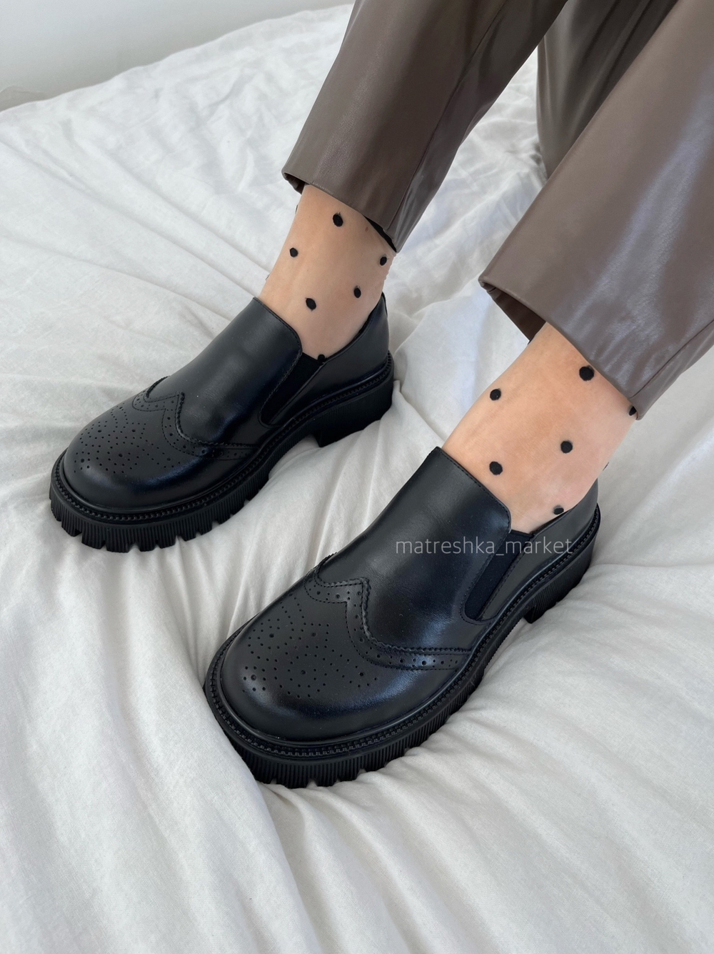 Лоферы черные