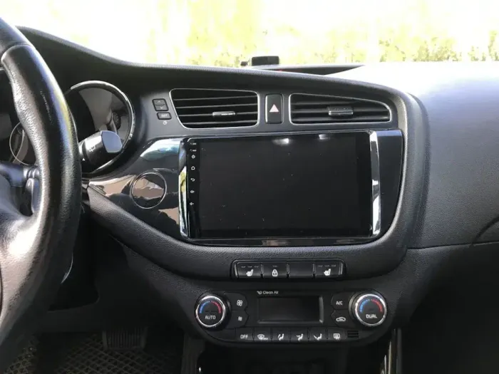 Магнитола для KIA Ceed 2 (JD) 2012-2018 (рамка глянцевая) - Teyes CC2 PLUS монитор 9" QLED, Android 10, Быстрая, SIM-слот