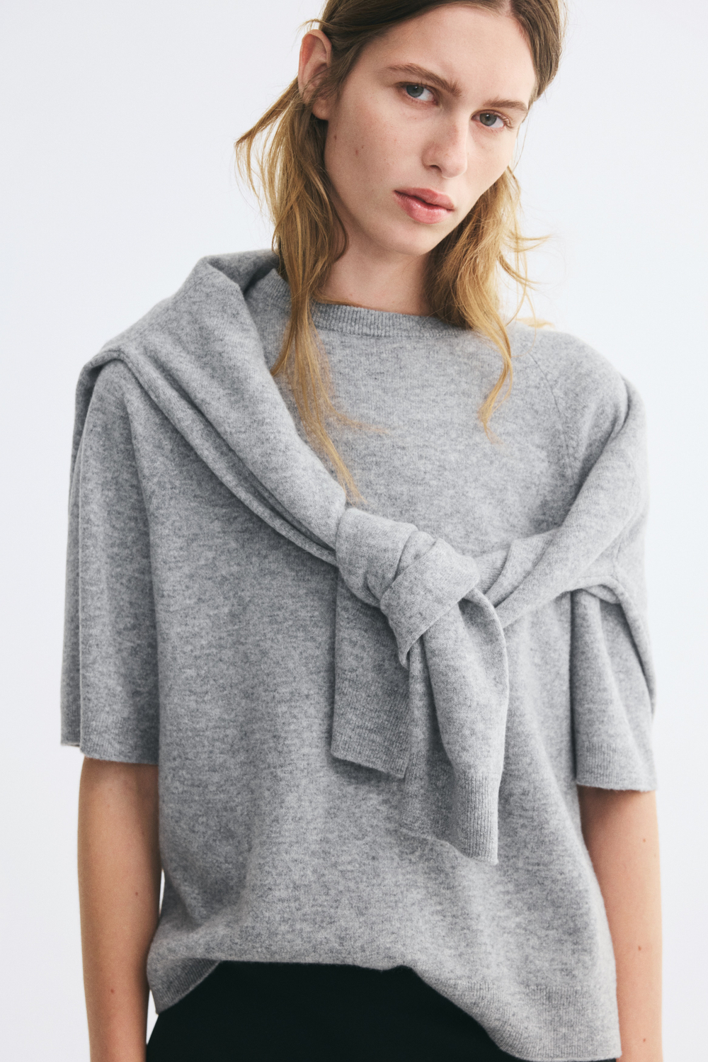 Шерстяной топ с короткими рукавами - H&M