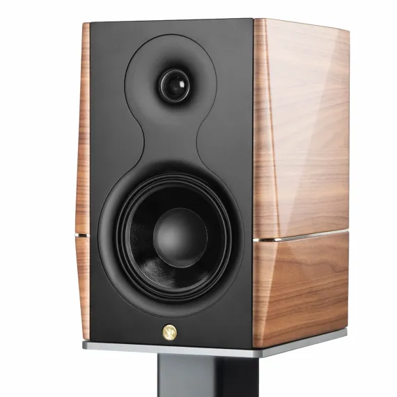 Gold Note A3 Evo II Glossy Walnut