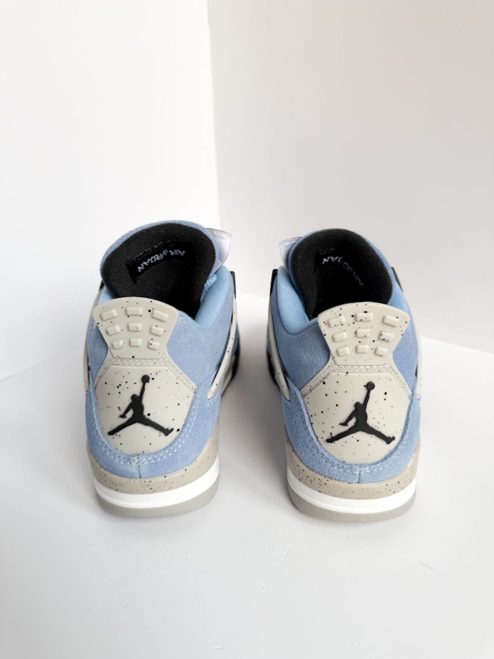 Новые замшевые кроссовки Air Jordan, 36