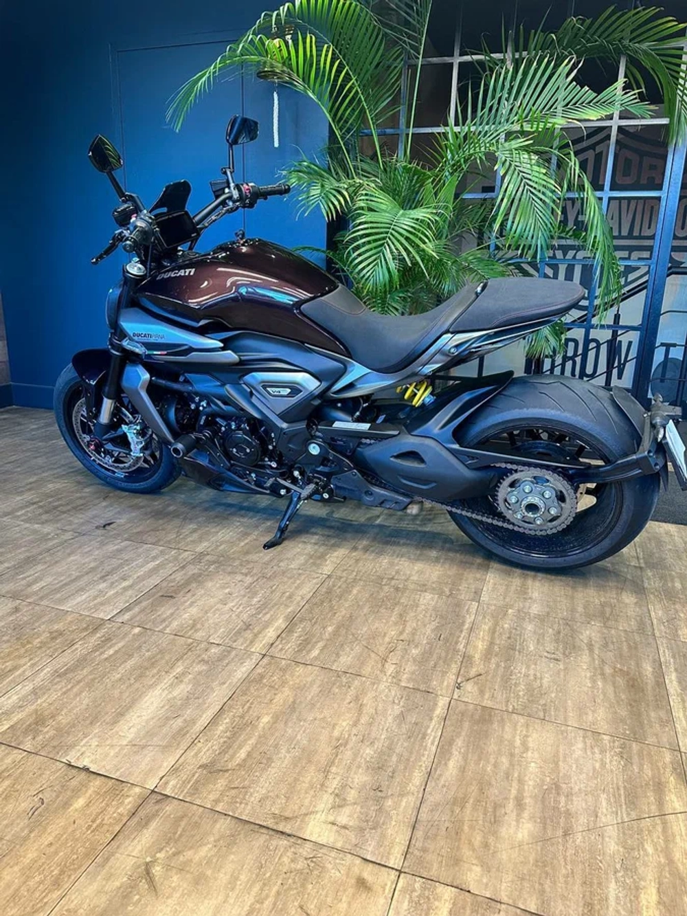 Ducati XDiavel, 2025 баклажан 757 км