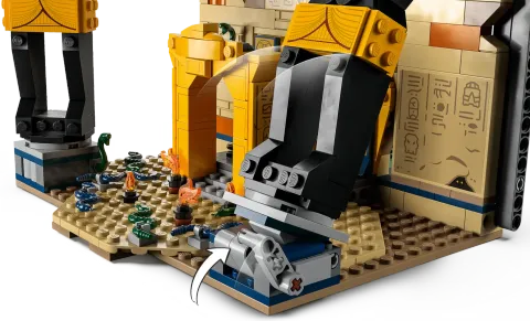 Конструктор LEGO Indiana Jones 77013 Побег из затерянной гробницы
