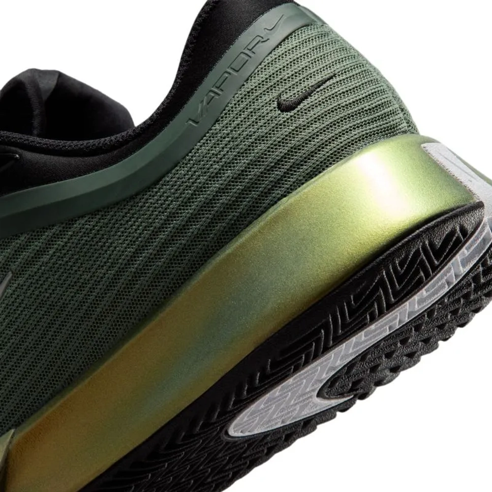 Теннисные кроссовки Nike Zoom Vapor Pro 3 Clay Premium - camo green/pure platinum/metallic gold