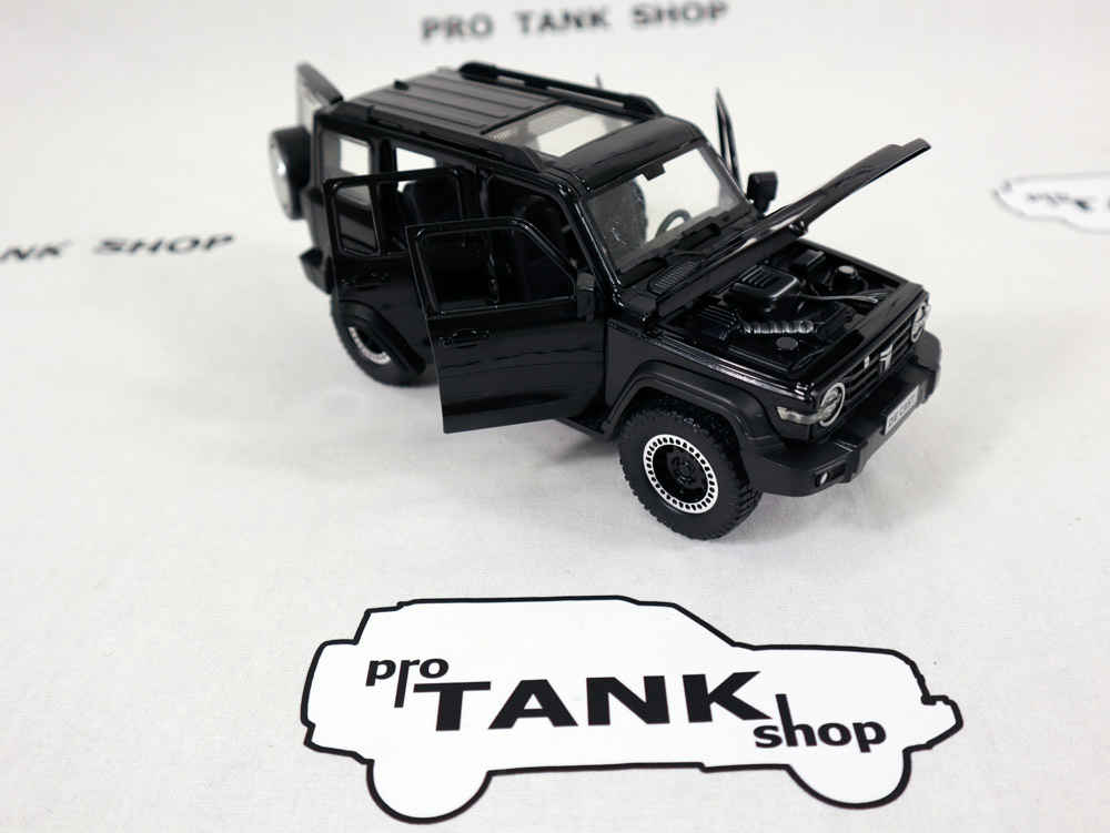 Модель автомобиля TANK 300 (ЧЕРНАЯ) Масштаб 1:24