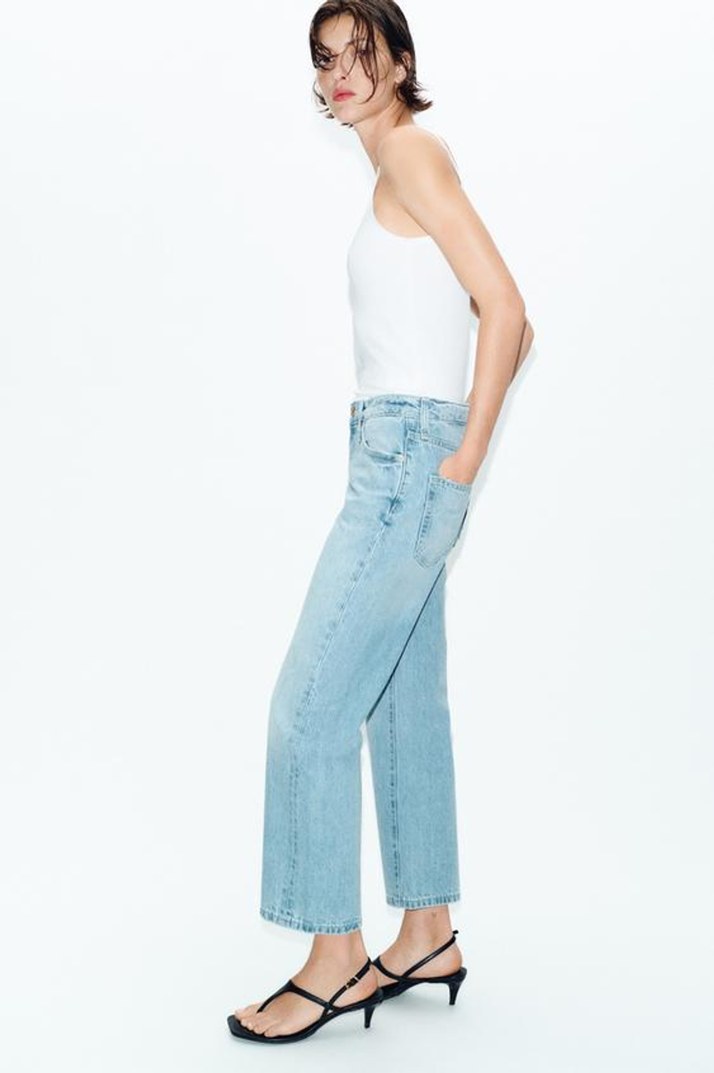Z1975 УКОРОЧЕННЫЕ ДЖИНСЫ С СРЕДНЕЙ ЛИНИЕЙ ТАЛИИ - ZARA