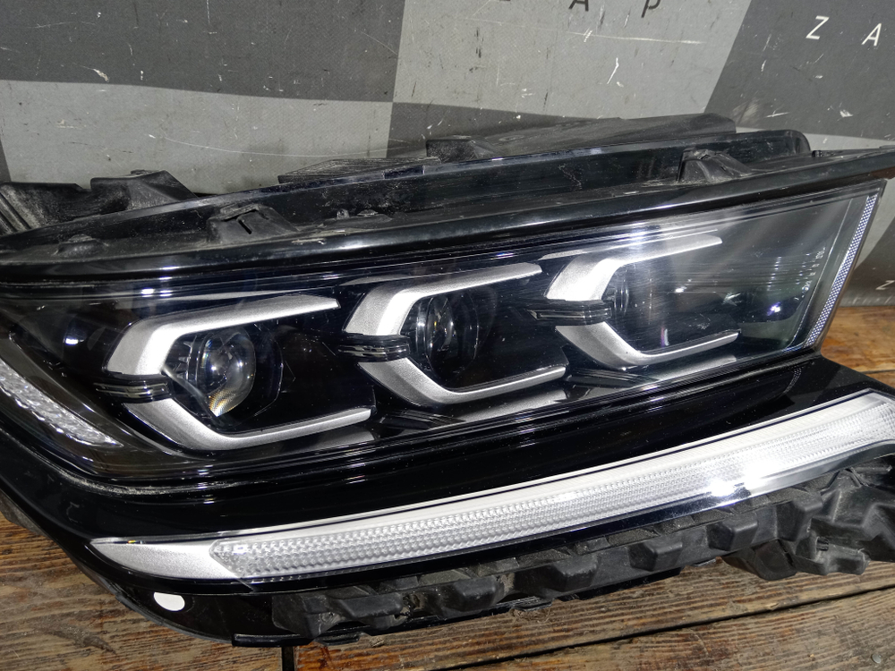 Фара правая LED Kia Sorento 4 (MQ4) 20-24 Б/У Оригинал 92102P2120