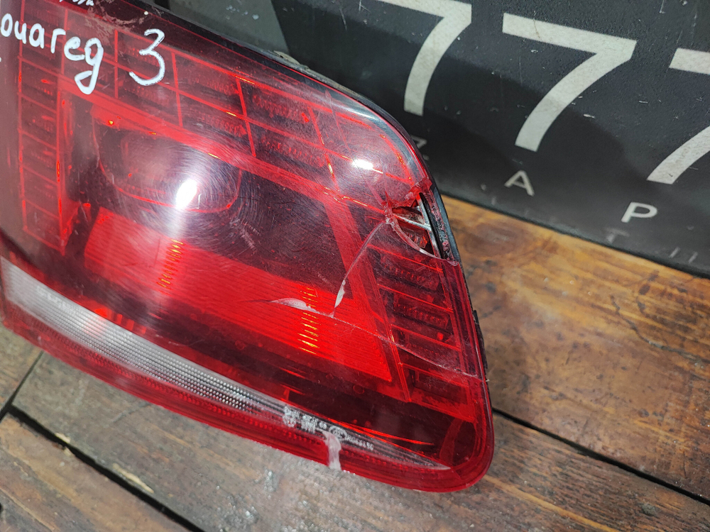 Фонарь задний левый Volkswagen Touareg 2 10-18 Б/У Оригинал 7P6945307A