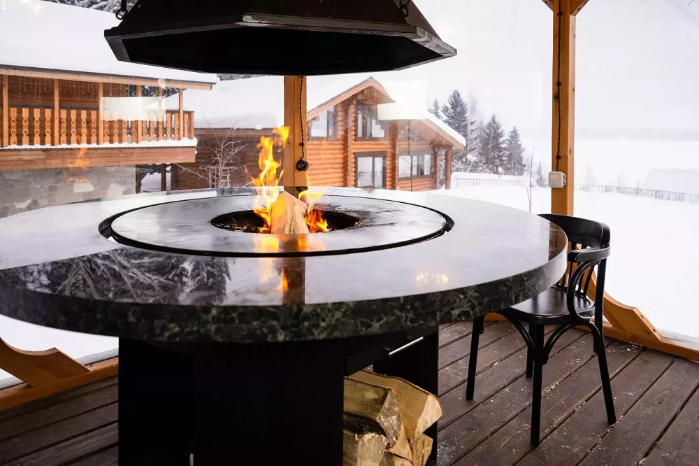 Дровяной гриль-стол Elbrus Grill Гималаи 1200 (диаметр стола 1820 мм)