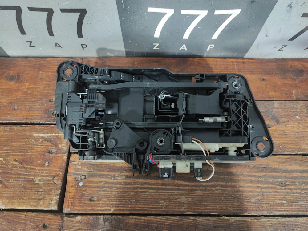 Ручка двери задней левой Mercedes S-Class (W223) 20-нв Б/У Оригинал A09976055039999