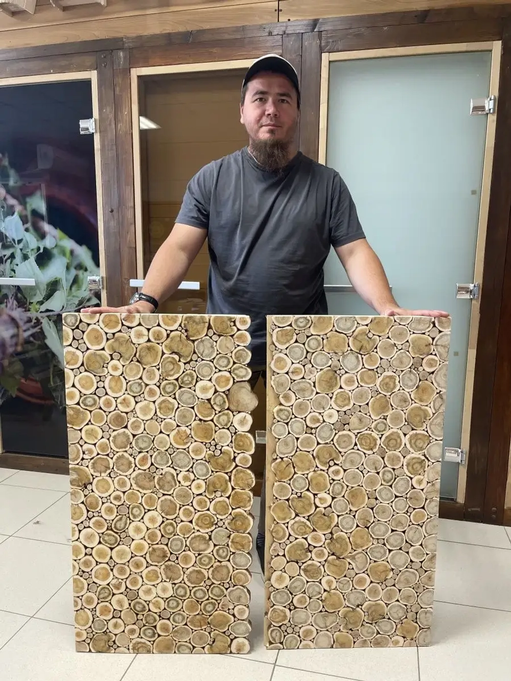 Панно из можжевельника 100х100см
