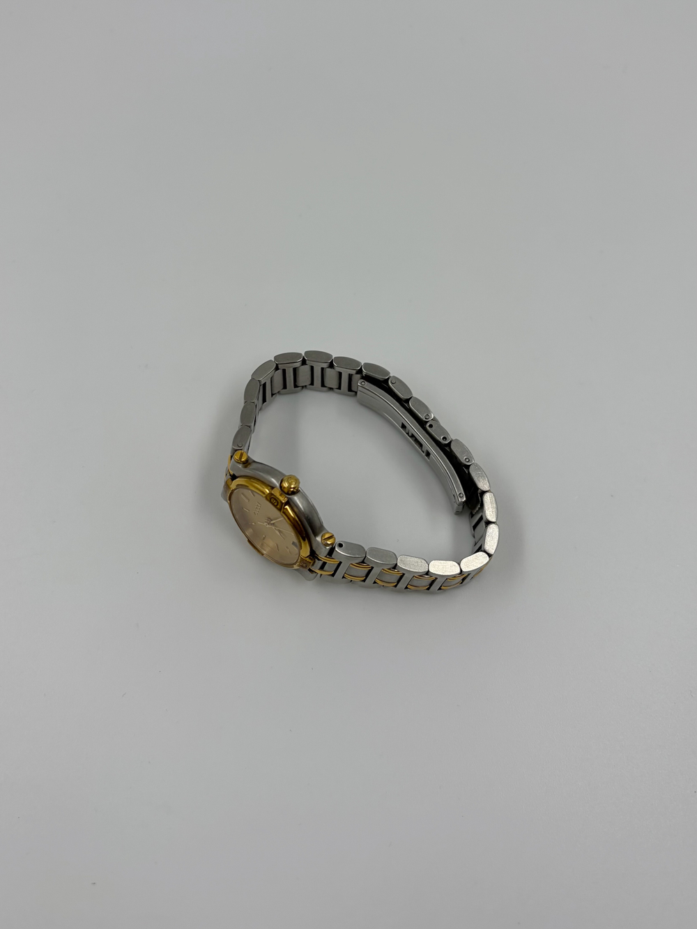Часы Gucci 9000