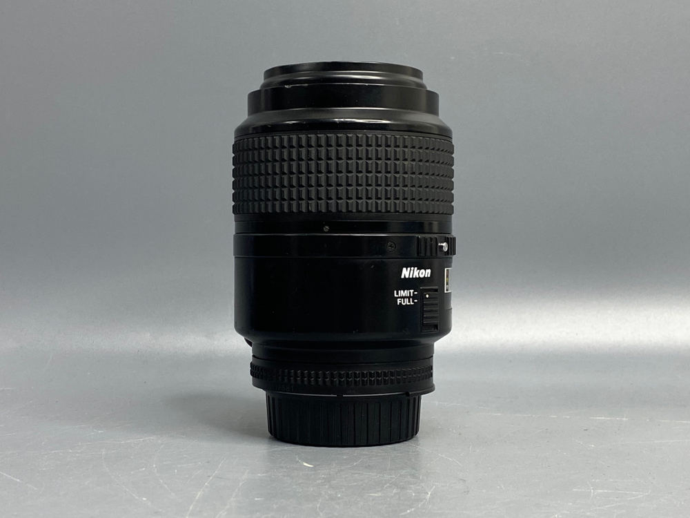 Nikon 105mm 2.8D AF Micro Nikkor