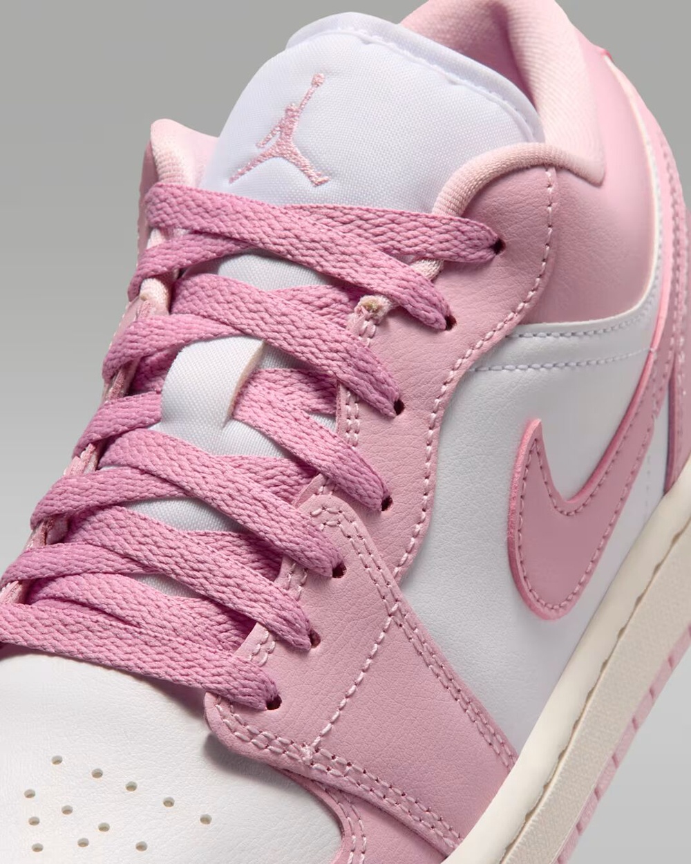 Air Jordan 1 Low Женская обувь - NIKE