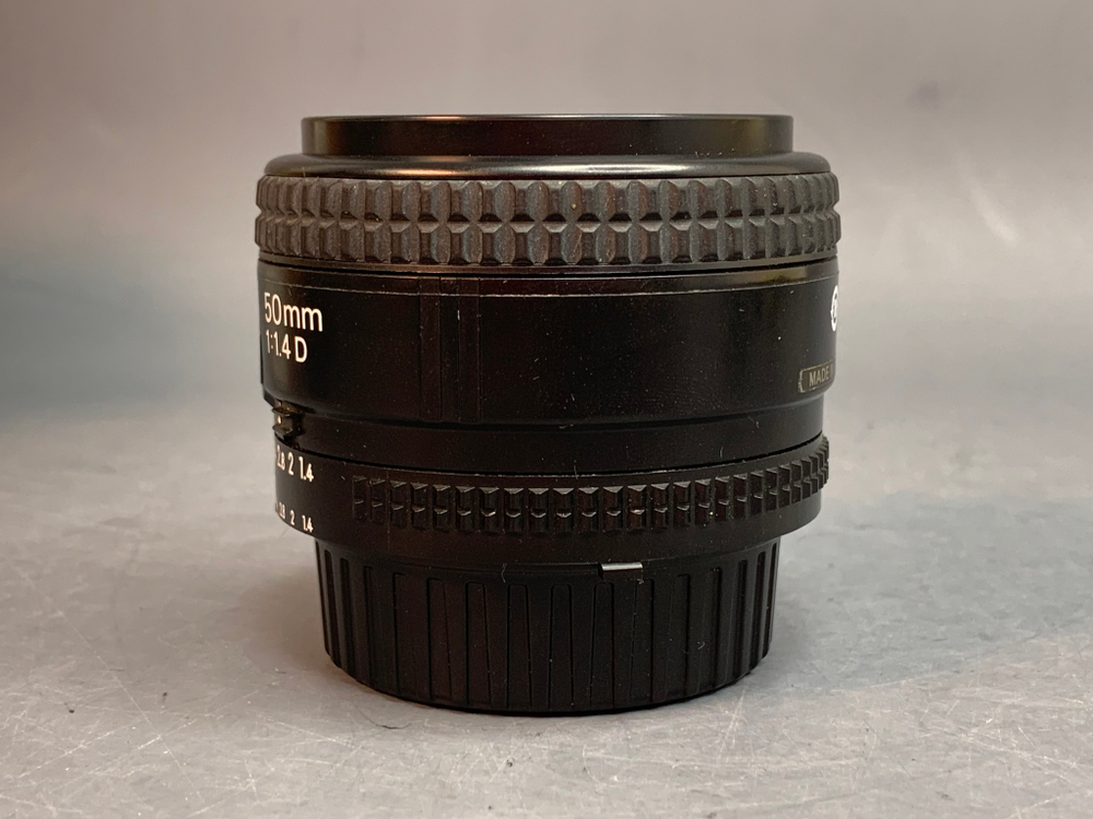 Nikon 50mm f/1.4D AF Nikkor