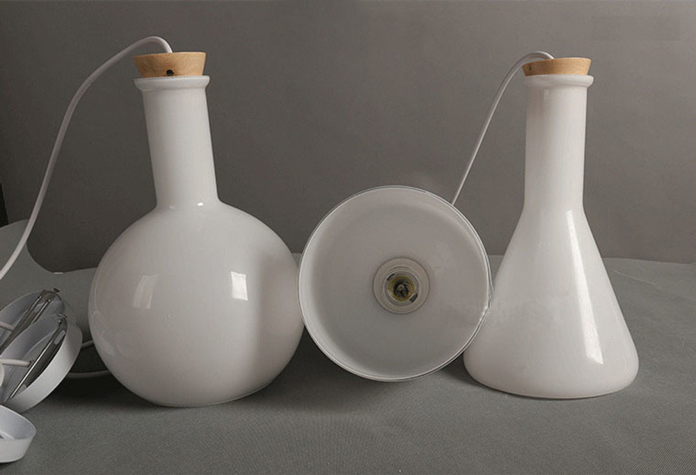 Подвесной дизайнерский светильник  Labware Sphere от Benjamin Hubert