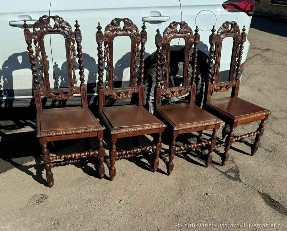 Старинные стулья в стиле ренессанс 4 шт