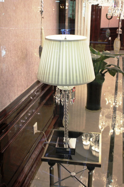 BACCARAT-ZÉNITH-CHANDELIER-table-lamp