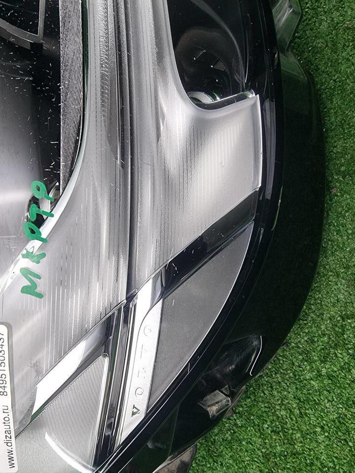 Фара правая Volvo V90 2 (2020-н.в.) LED